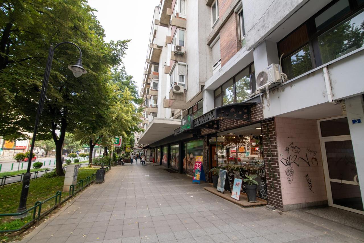 5 Star Central Studio Skopje Bagian luar foto